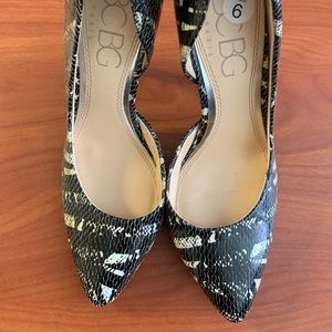 BCBG Shoes Size 6